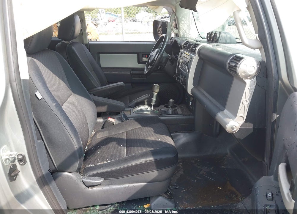2010 TOYOTA FJ CRUISER VIN: JTEBU4BF9AK071589