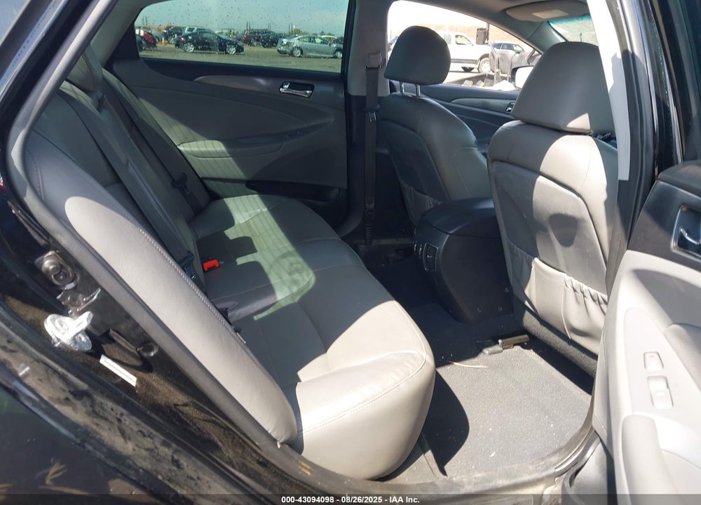 2013 HYUNDAI SONATA HYBRID VIN: KMHEC4A49DA069478