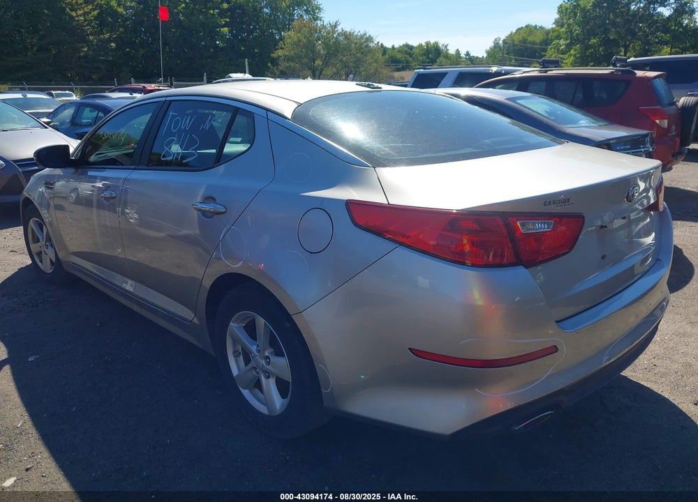 2015 KIA OPTIMA VIN: KNAGM4A79F5559352