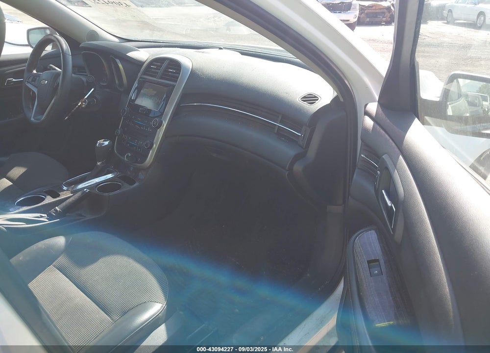 2015 CHEVROLET MALIBU VIN: 1G11C5SLXFU111634