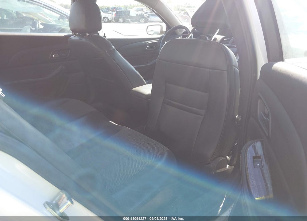 2015 CHEVROLET MALIBU VIN: 1G11C5SLXFU111634