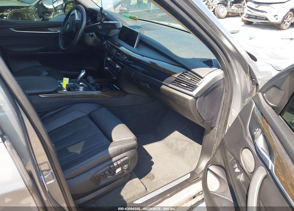 2016 BMW X5 VIN: 5UXKR2C59G0H42605