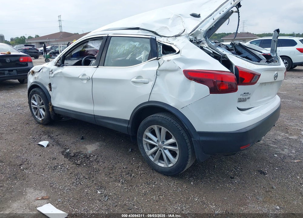 2017 NISSAN ROGUE SPORT VIN: JN1BJ1CP5HW015058
