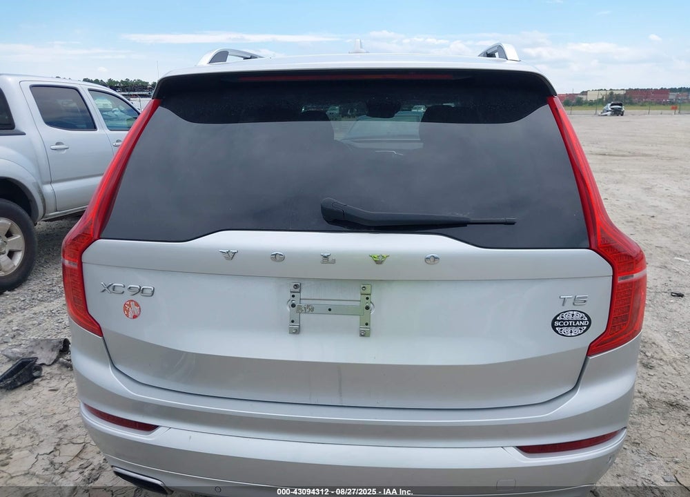 2017 VOLVO XC90 VIN: YV4102KK3H1114575