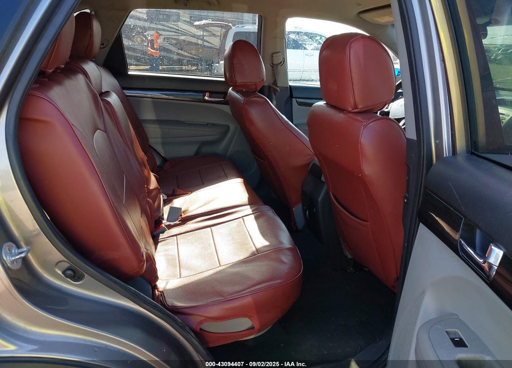 2012 KIA SORENTO VIN: 5XYKTDA28CG225045