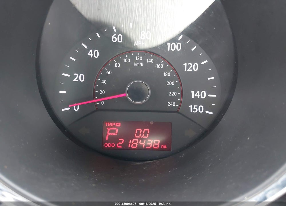 2012 KIA SORENTO VIN: 5XYKTDA28CG225045