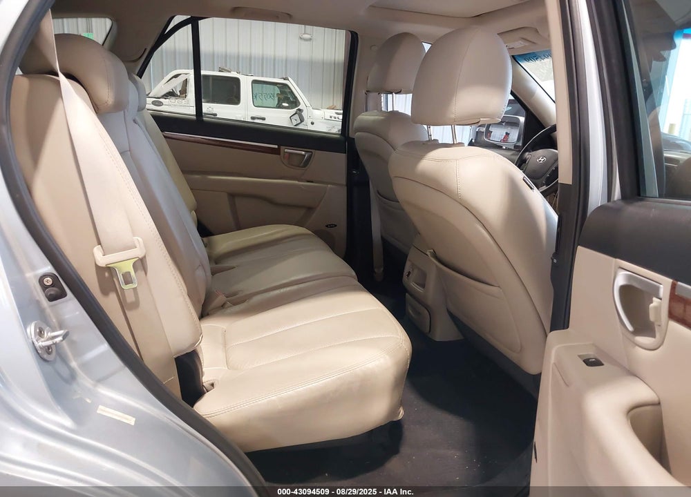 2008 HYUNDAI SANTA FE VIN: 5NMSH73E38H222335