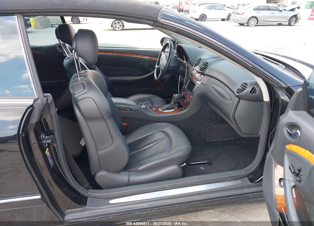 2005 MERCEDES-BENZ CLK 500 VIN: WDBTK75J25F144377