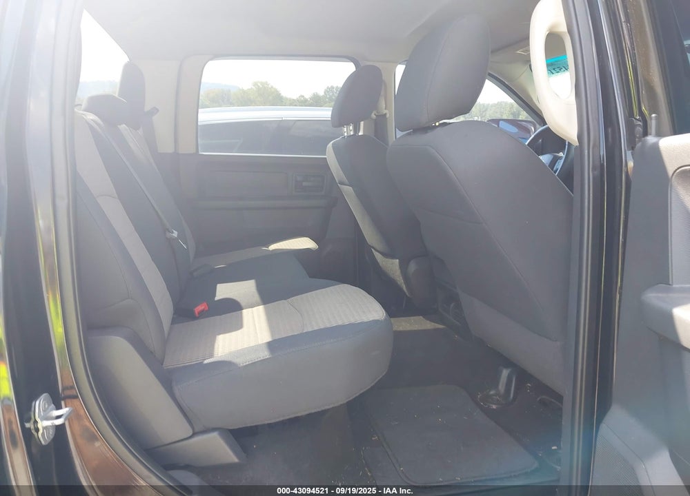 2012 RAM 1500 ST VIN: 1C6RD7KT4CS165867