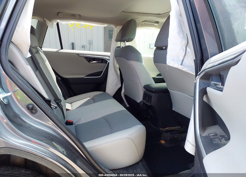 2021 TOYOTA RAV4 LIMITED VIN: JTMN1RFV7MD531852