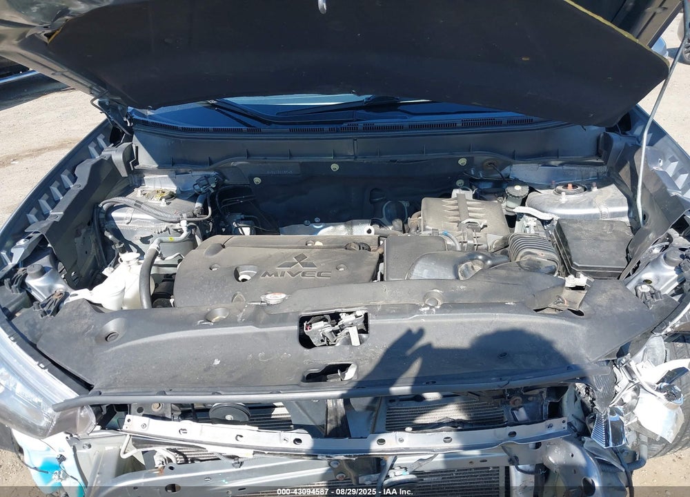 2018 MITSUBISHI OUTLANDER SPORT 2.4 SE VIN: JA4AR3AW6JZ008948