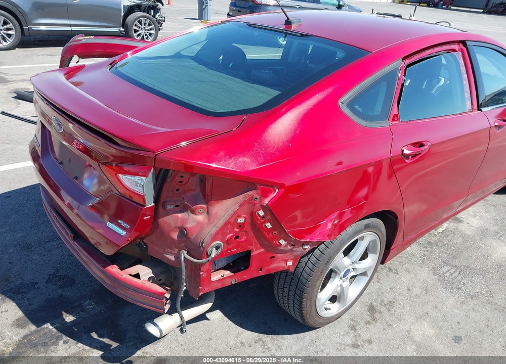 2013 FORD FUSION VIN: 3FA6P0HR8DR379768