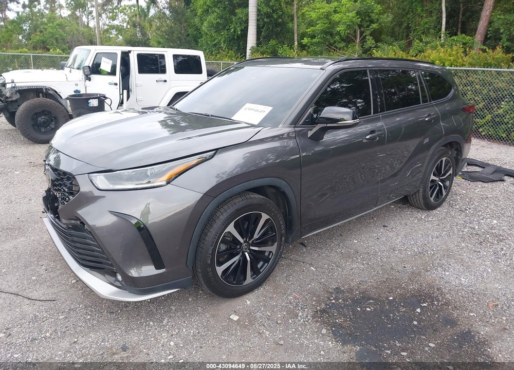 2022 TOYOTA HIGHLANDER XSE VIN: 5TDLZRAH0NS130795