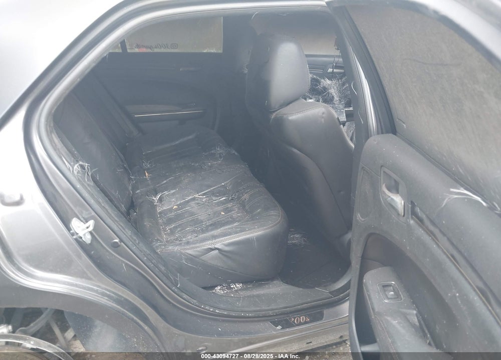2016 CHRYSLER 300 VIN: 2C3CCAGG1GH304686