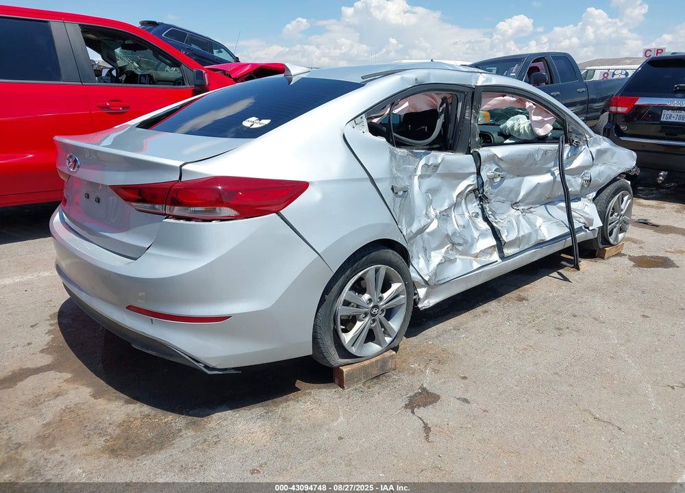 2018 HYUNDAI ELANTRA VIN: KMHD84LF0JU567039