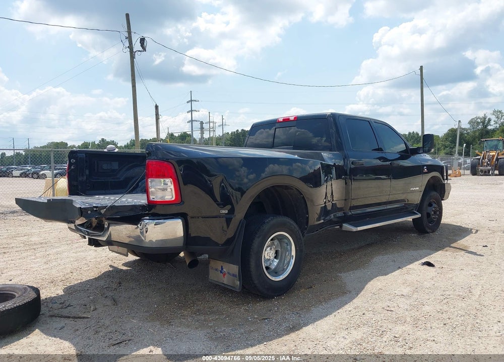 2021 RAM 3500 TRADESMAN  4X4 8' BOX VIN: 3C63RRGL8MG588620