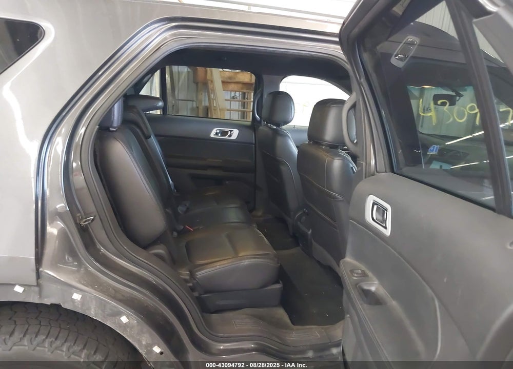 2015 FORD EXPLORER VIN: 1FM5K8D85FGA12977