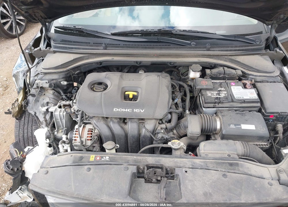 2017 HYUNDAI ELANTRA VIN: KMHD84LF6HU238792