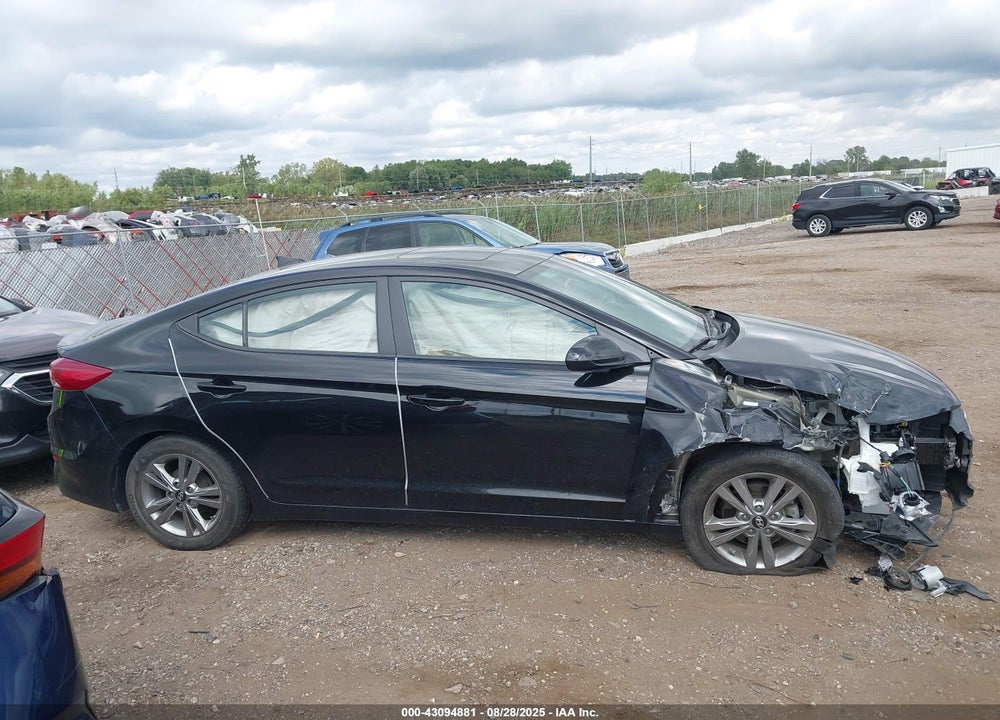 2017 HYUNDAI ELANTRA VIN: KMHD84LF6HU238792