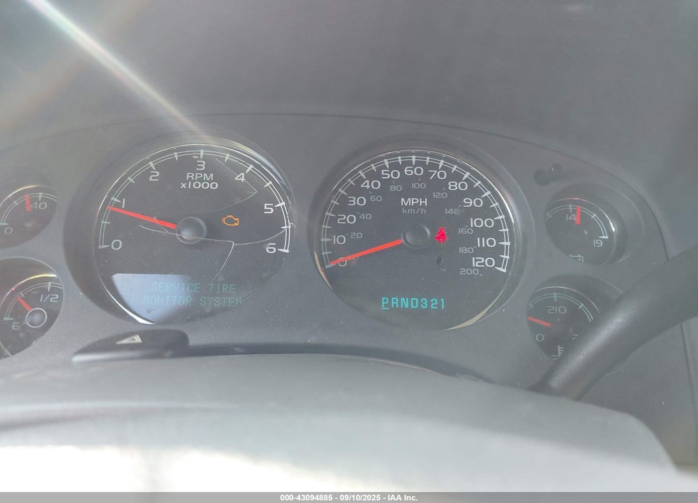 2008 CHEVROLET SUBURBAN 1500 VIN: 3GNFC16028G199419