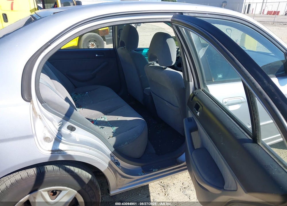 2003 HONDA CIVIC LX VIN: 1HGES15553L027189