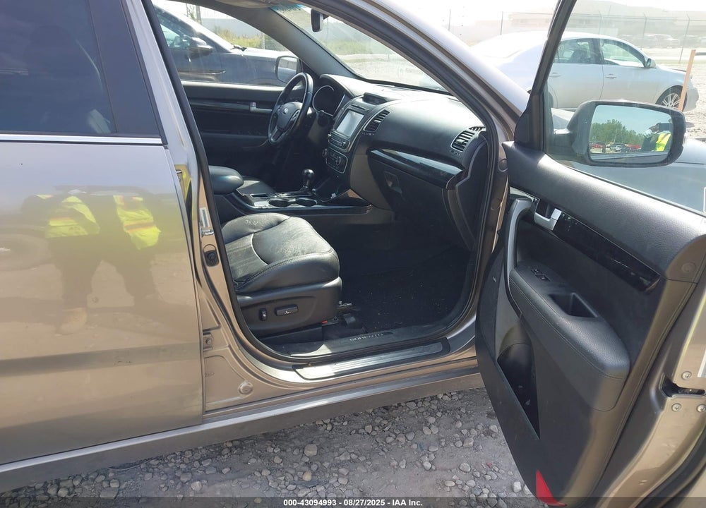 2015 KIA SORENTO SX V6 VIN: 5XYKWDA72FG596032