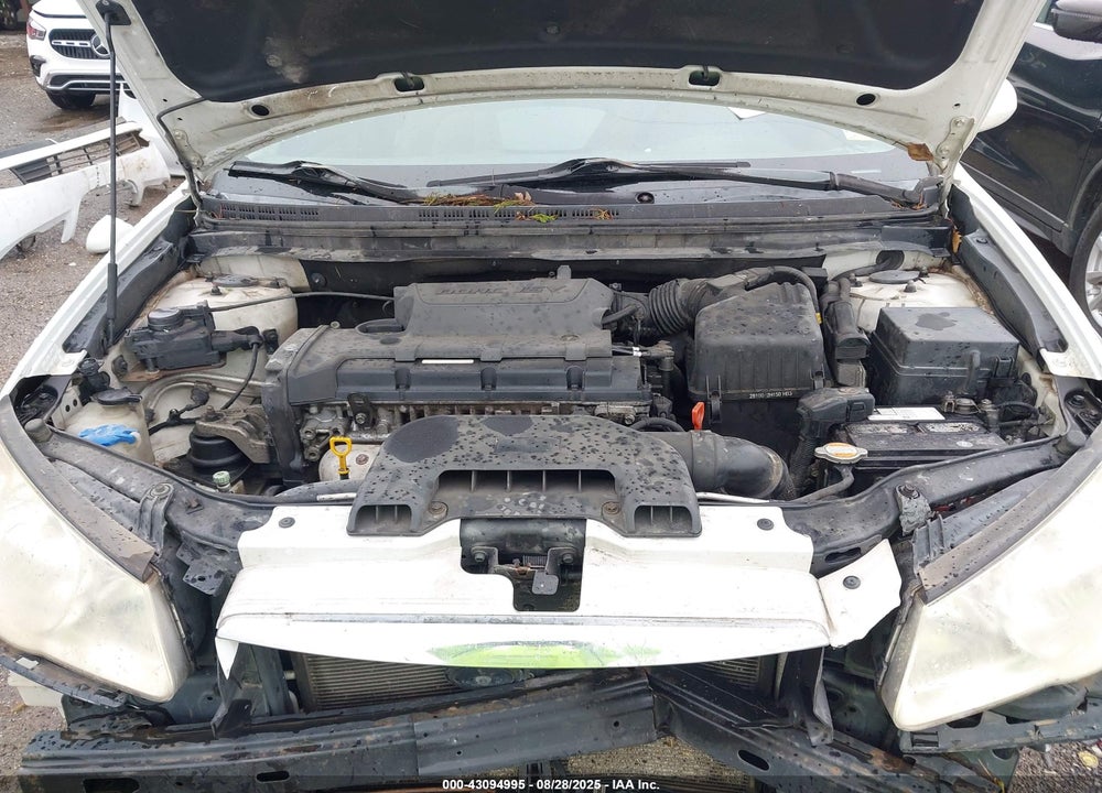 2010 HYUNDAI ELANTRA VIN: KMHDU4AD7AU852639