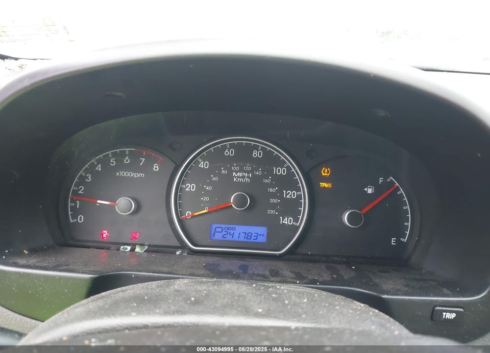 2010 HYUNDAI ELANTRA VIN: KMHDU4AD7AU852639