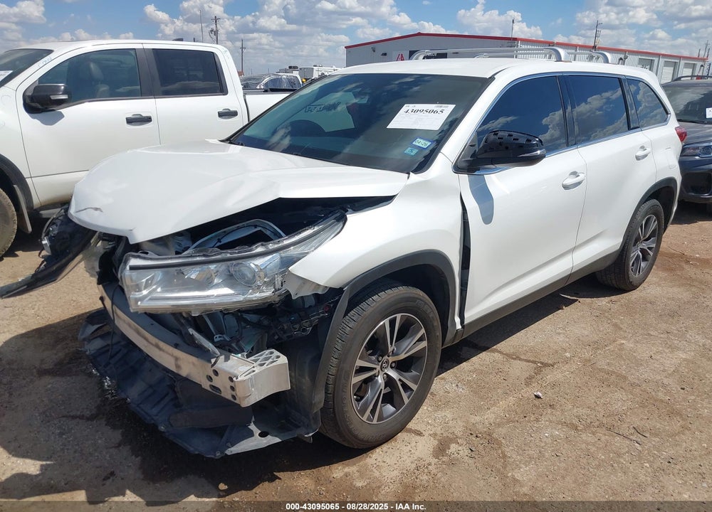 2019 TOYOTA HIGHLANDER VIN: 5TDZARFH5KS054805