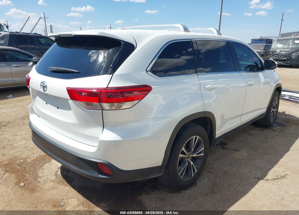 2019 TOYOTA HIGHLANDER VIN: 5TDZARFH5KS054805