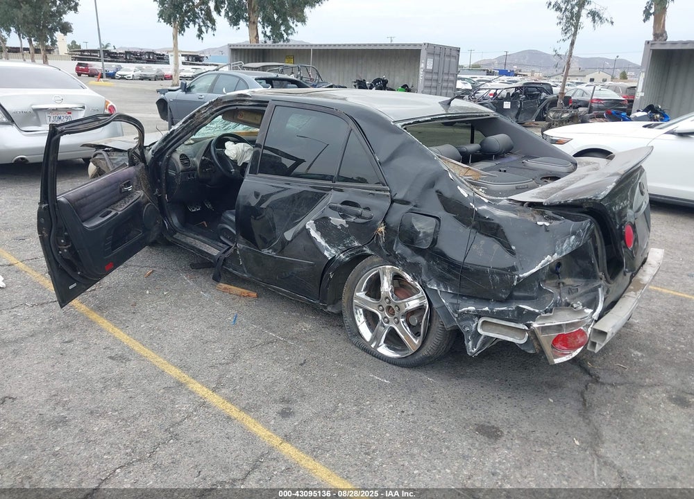 2001 LEXUS IS 300 VIN: JTHBD182210028956