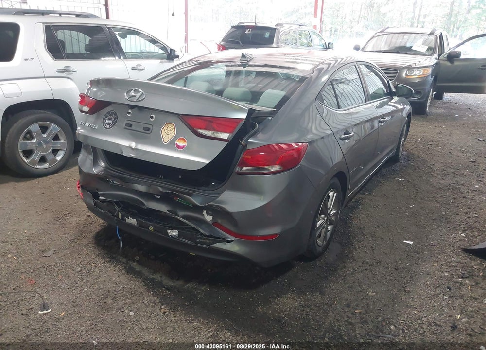 2018 HYUNDAI ELANTRA VIN: 5NPD84LF3JH265310