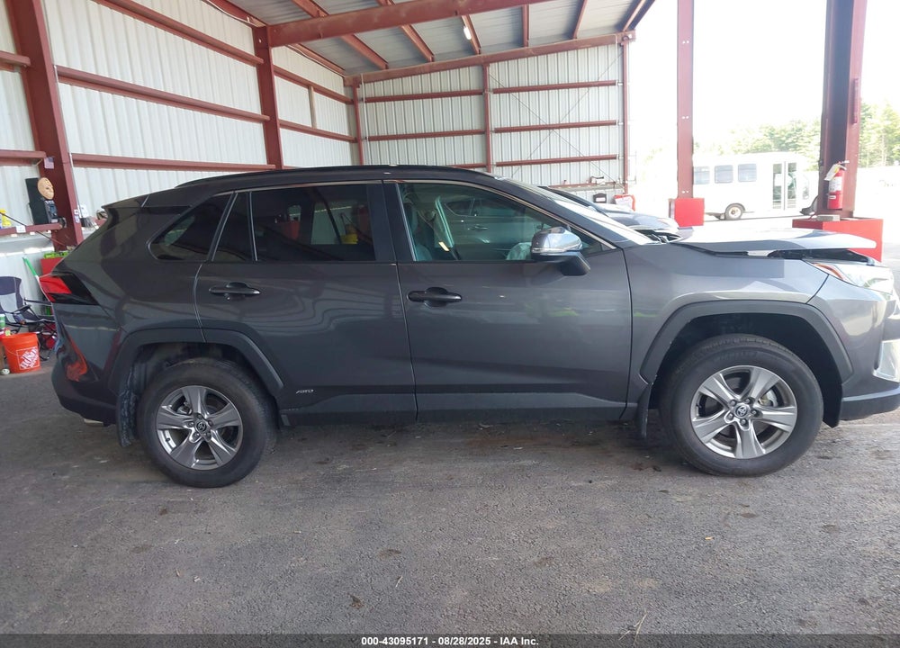2024 TOYOTA RAV4 HYBRID XLE VIN: 2T3RWRFV9RW204446