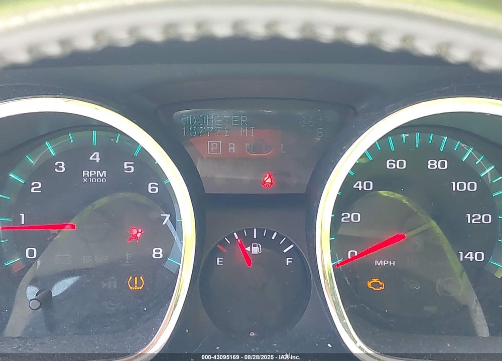 2011 CHEVROLET TRAVERSE VIN: 1GNKRGED8BJ320108