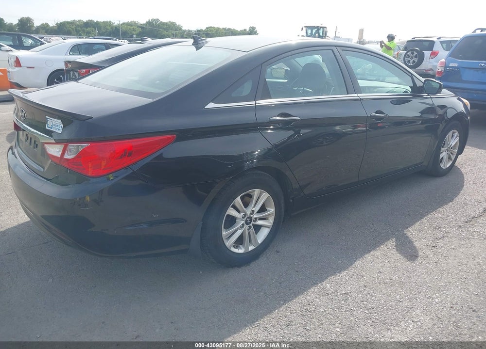 2013 HYUNDAI SONATA GLS VIN: 5NPEB4AC3DH676774