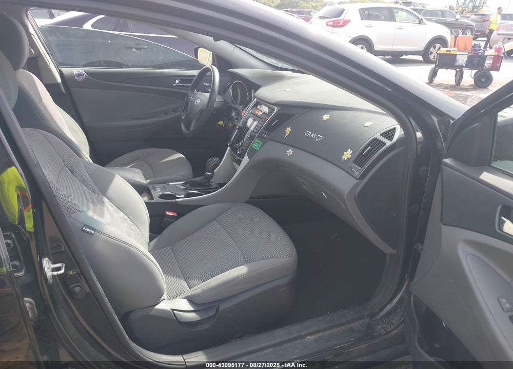 2013 HYUNDAI SONATA GLS VIN: 5NPEB4AC3DH676774