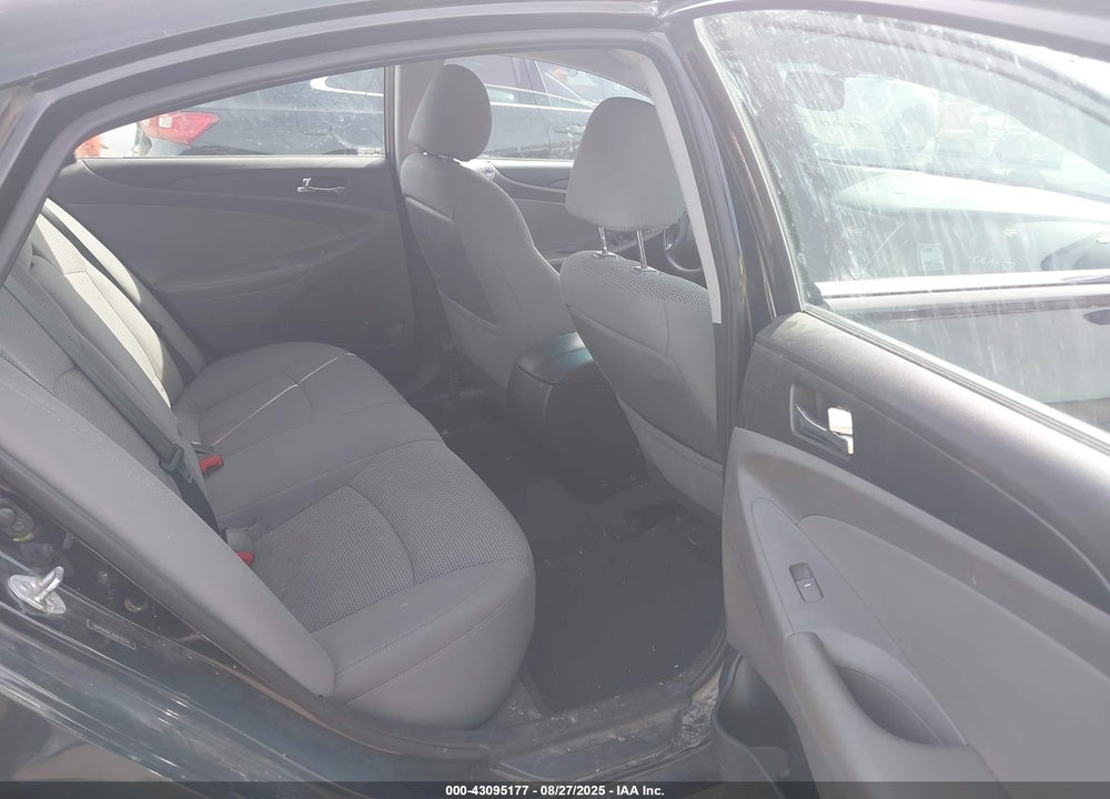 2013 HYUNDAI SONATA GLS VIN: 5NPEB4AC3DH676774