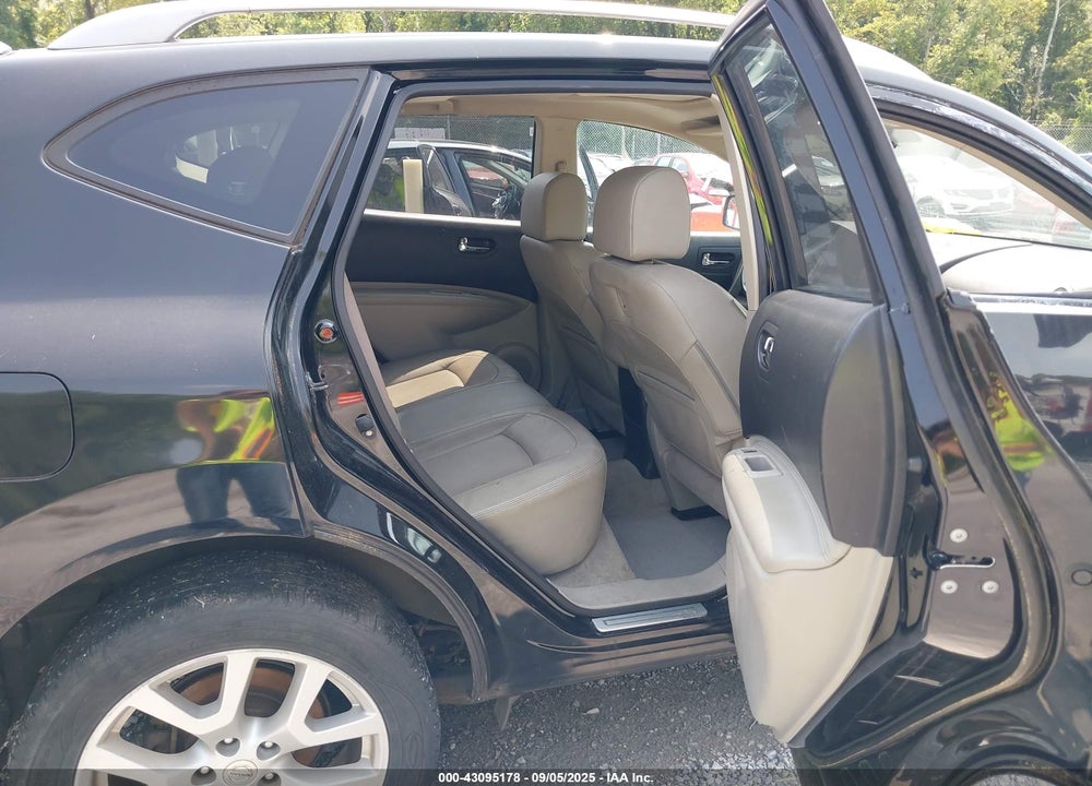 2013 NISSAN ROGUE VIN: JN8AS5MV9DW132246