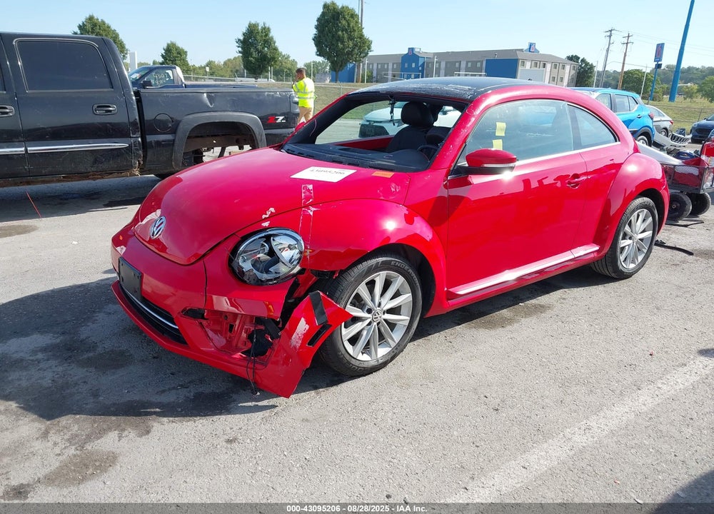 2019 VOLKSWAGEN BEETLE VIN: 3VWJD7AT6KM718739