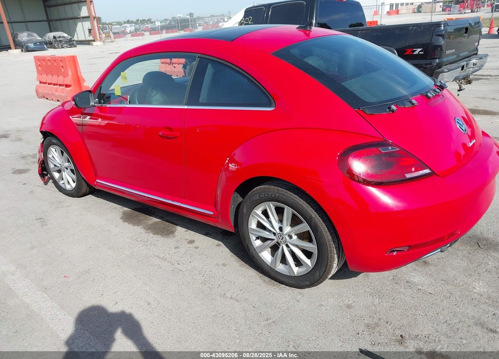 2019 VOLKSWAGEN BEETLE VIN: 3VWJD7AT6KM718739