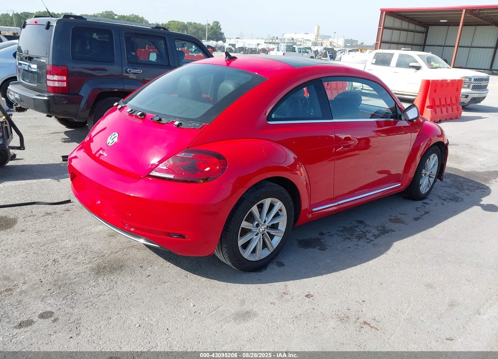 2019 VOLKSWAGEN BEETLE VIN: 3VWJD7AT6KM718739