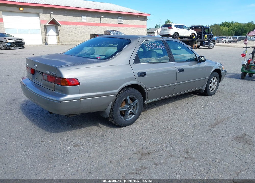 1997 TOYOTA CAMRY XLE VIN: 4T1BG22K3VU128436