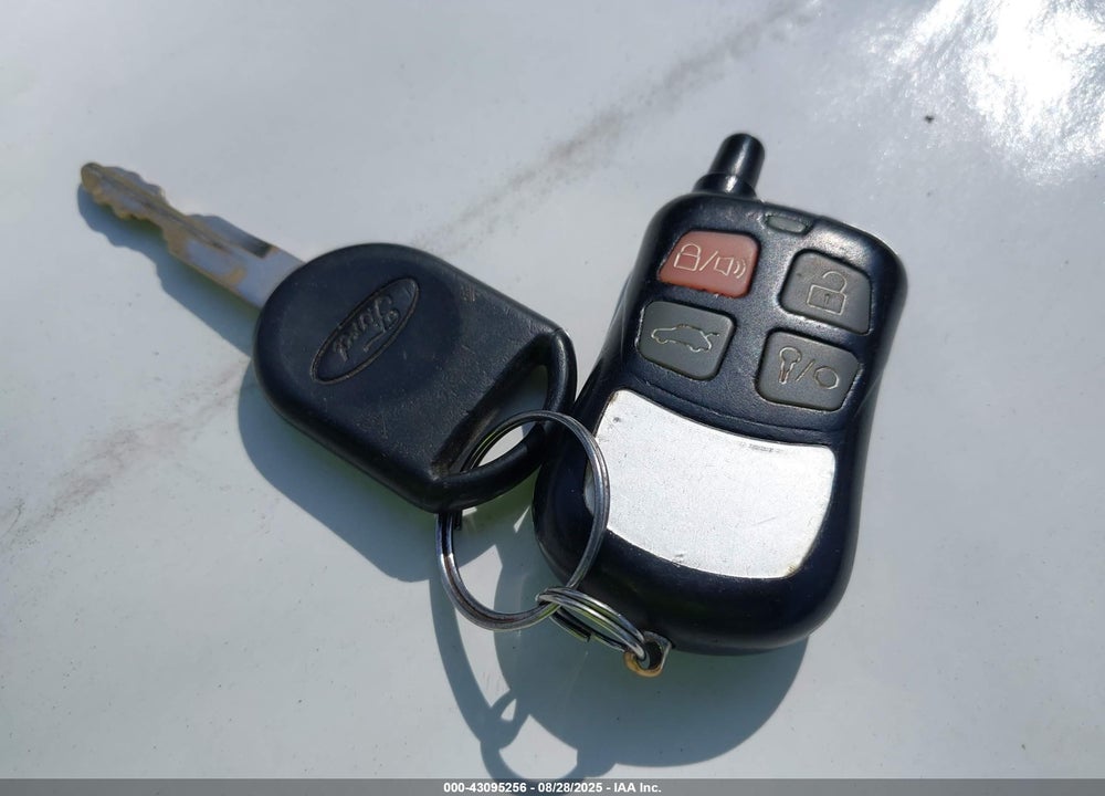 2009 FORD FOCUS VIN: 1FAHP35N89W222435