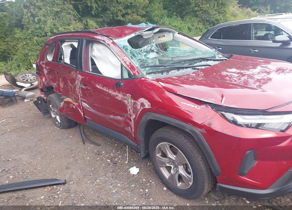 2022 TOYOTA RAV4 VIN: 2T3P1RFV9NW251184