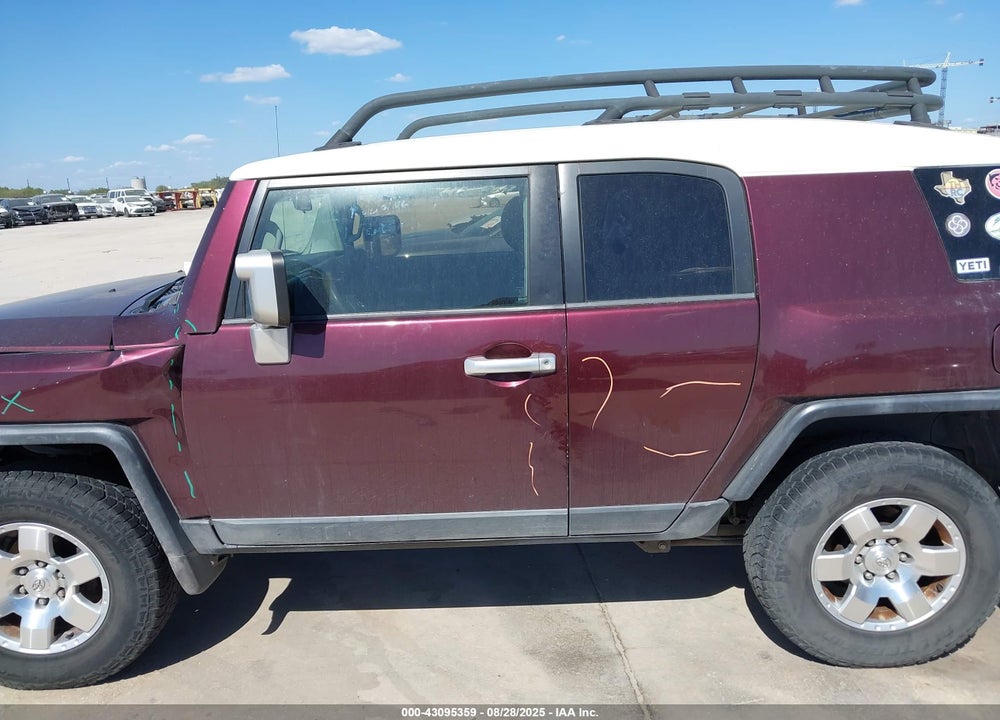 2007 TOYOTA FJ CRUISER VIN: JTEZU11F170012538
