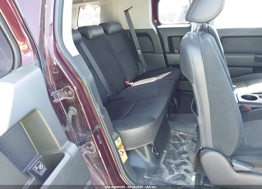 2007 TOYOTA FJ CRUISER VIN: JTEZU11F170012538