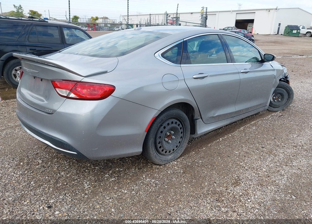 2015 CHRYSLER 200 VIN: 1C3CCCAB8FN714612