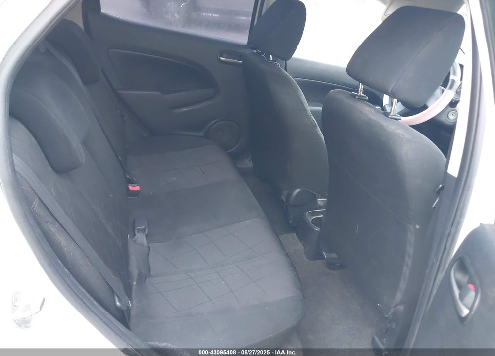 2013 MAZDA 2 VIN: JM1DE1KY6D0156190