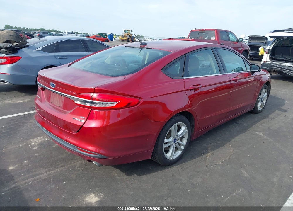 2018 FORD FUSION VIN: 3FA6P0LU2JR221675