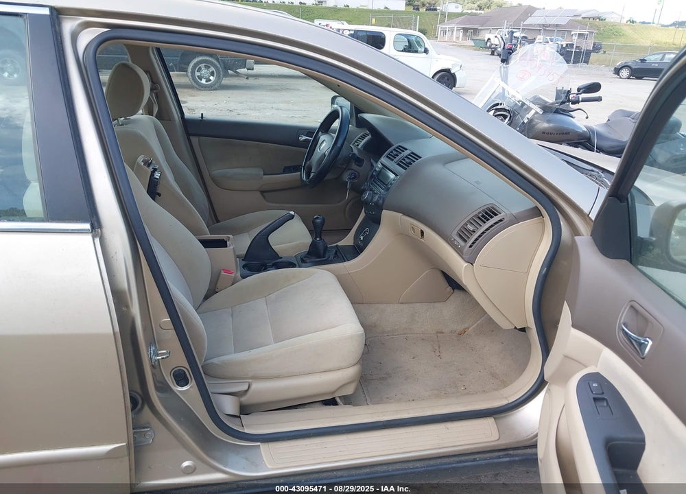2003 HONDA ACCORD 2.4 LX VIN: 1HGCM55323A136731